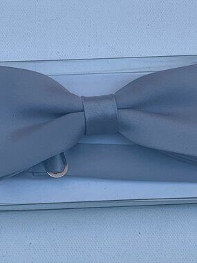 Men's Bowtie Pre-Tied Style Formal Satin Classic Bowtie for Tuxedo Parties